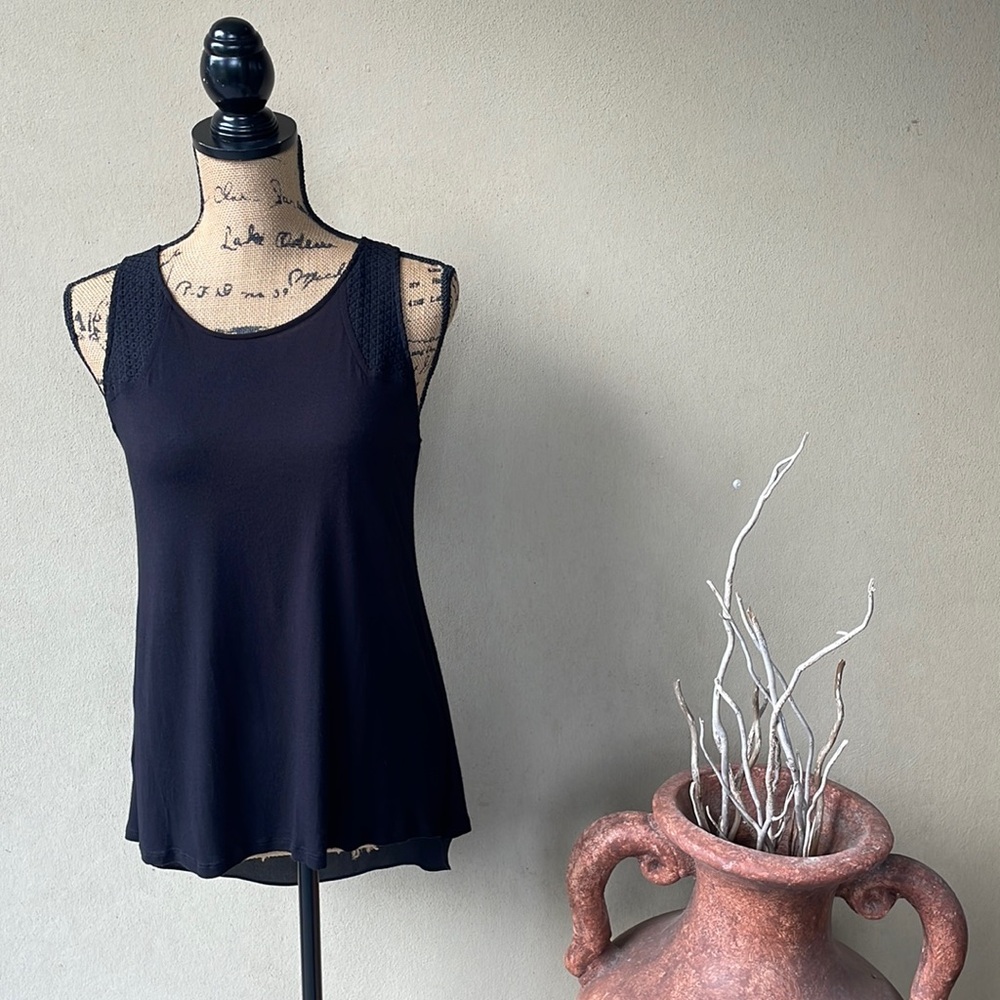 Vince Camuto top